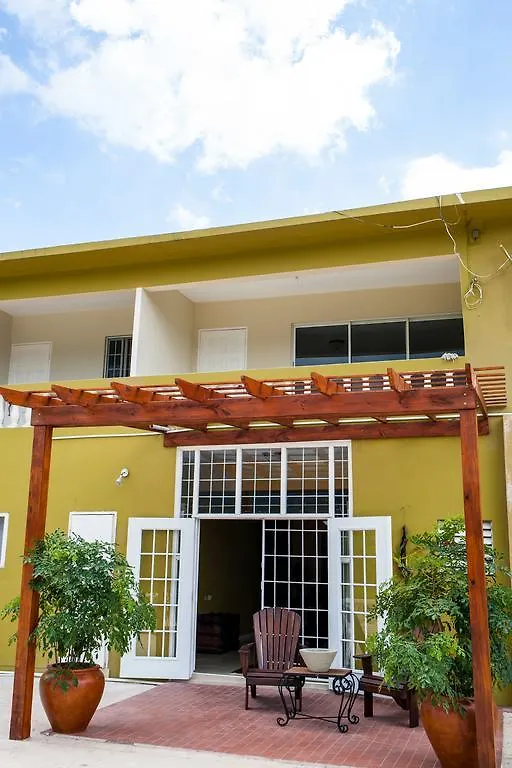 Sky View Guest Apartments Irish Town