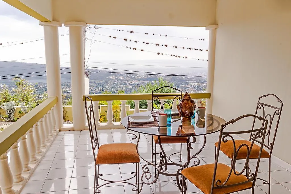 Sky View Guest Apartments Irish Town
