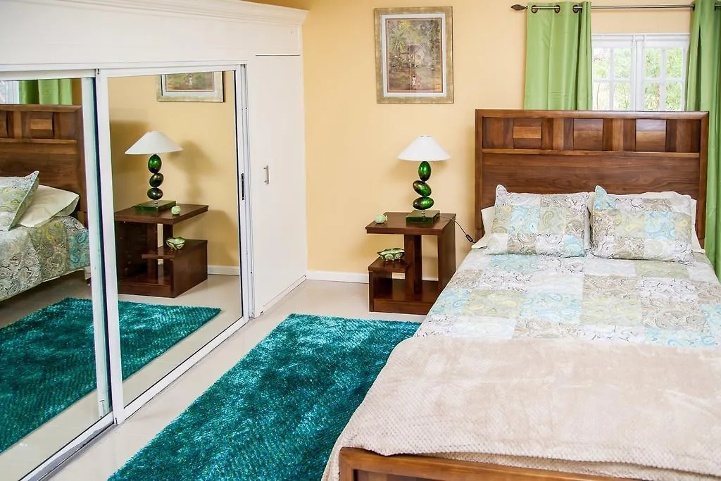 Apartahotel Sky View Guest Apartments Irish Town