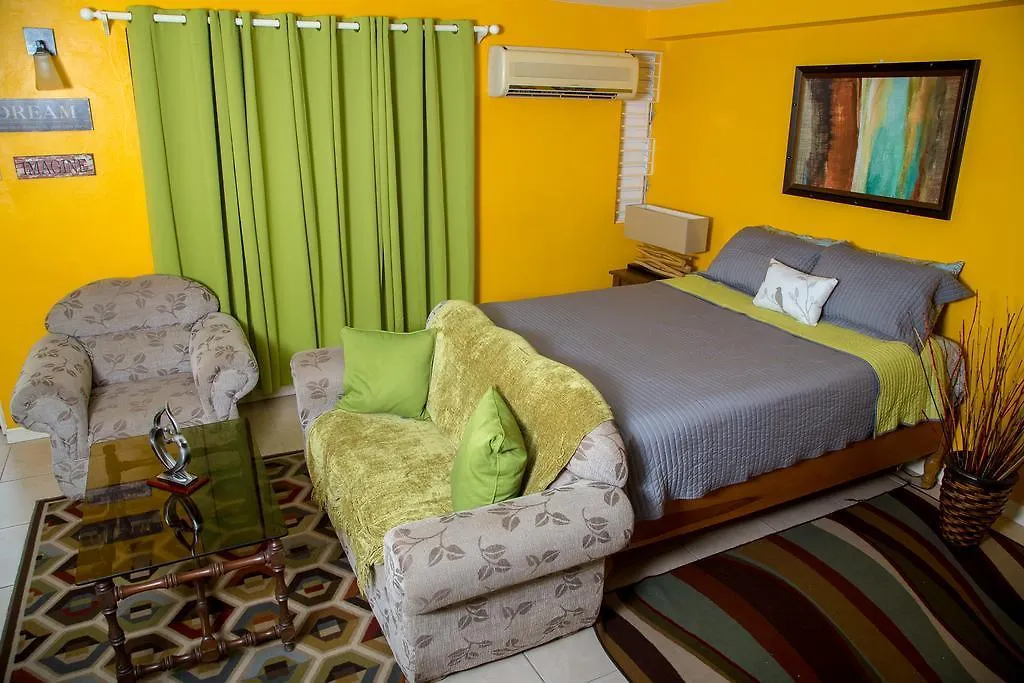 Sky View Guest Apartments Irish Town Apartmanhotel