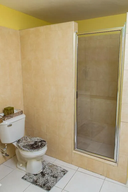 Sky View Guest Apartments Irish Town Apartmanhotel